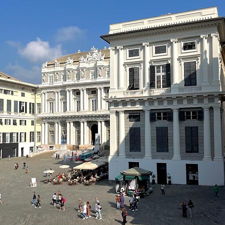 Luminoso Appartamento Nel Cuore Di Genova+Balcone Kültér fotó