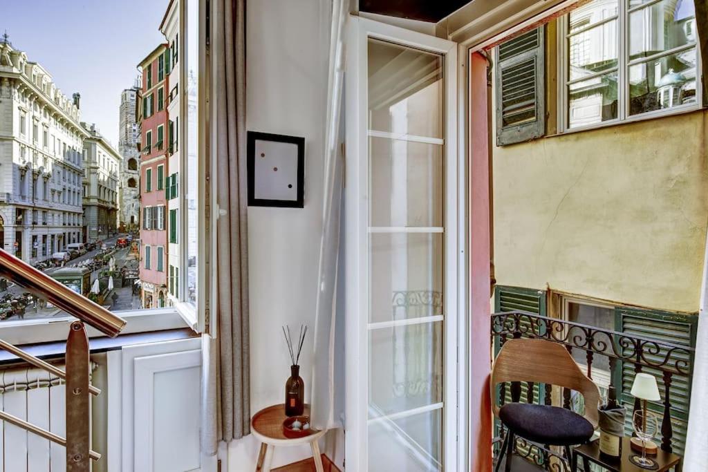 Luminoso Appartamento Nel Cuore Di Genova+Balcone Kültér fotó
